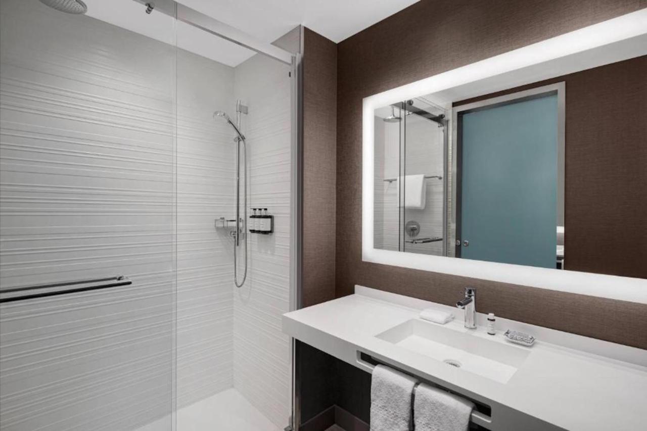 เอซี โฮเต็ล บาย แมริออท ลิตเติลร็อค ดาวน์ทาวน์ Hotel ภายนอก รูปภาพ