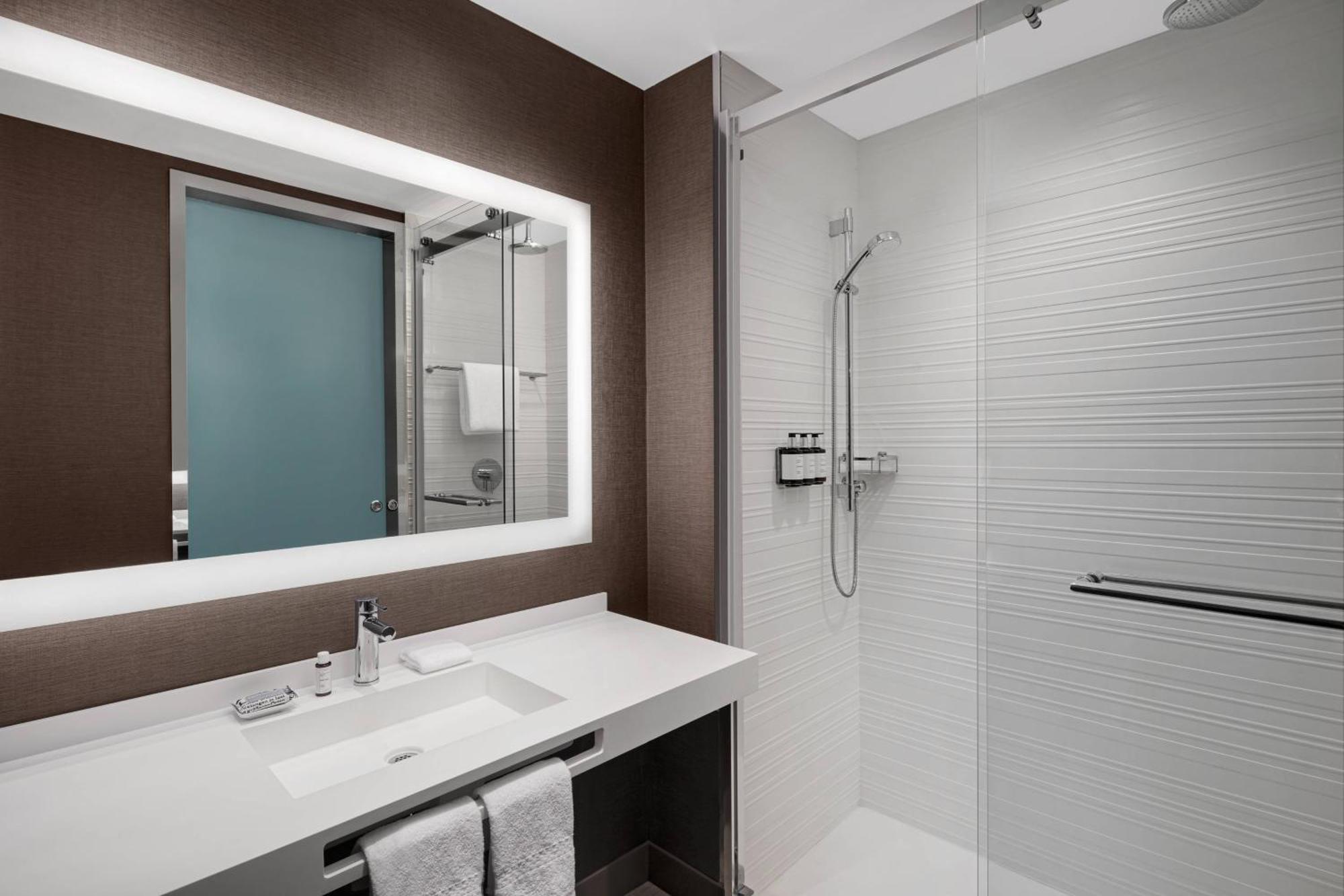 เอซี โฮเต็ล บาย แมริออท ลิตเติลร็อค ดาวน์ทาวน์ Hotel ภายนอก รูปภาพ